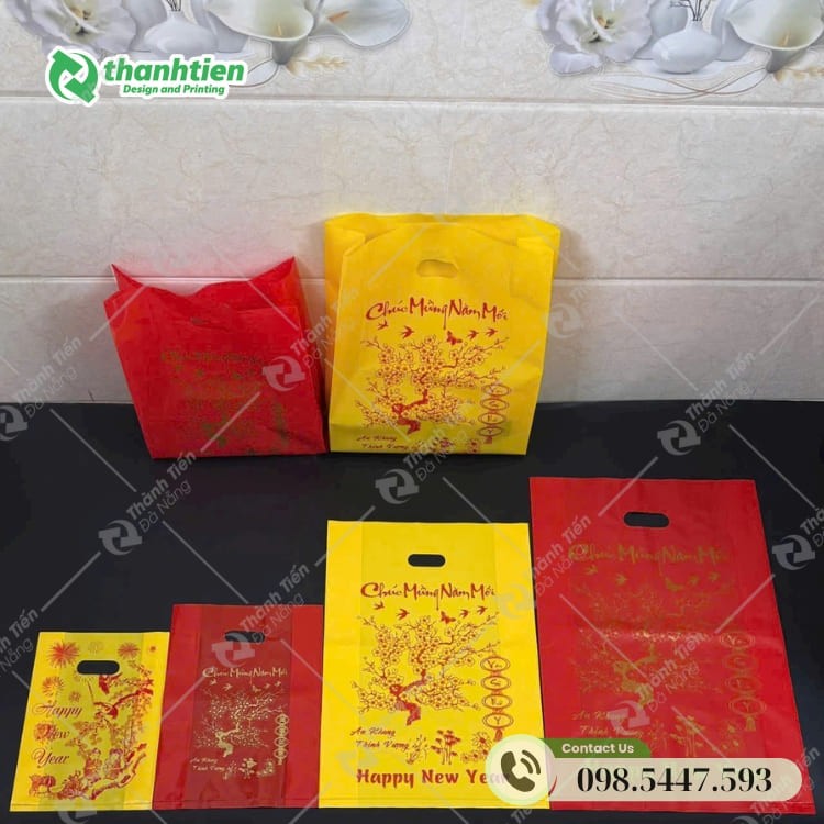 tui-dung-lich-tet-da-dang-size