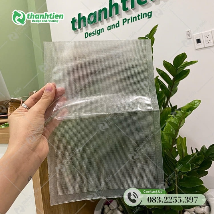 Mẫu túi chân không 1 mặt nhám chống ẩm tốt