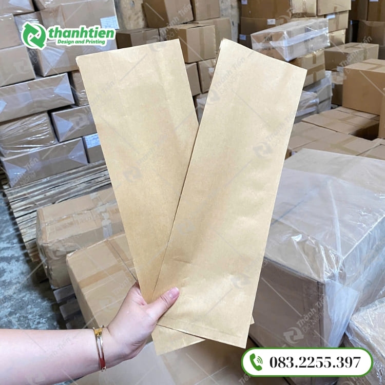 Túi 4 biên giấy kraft mộc mạc